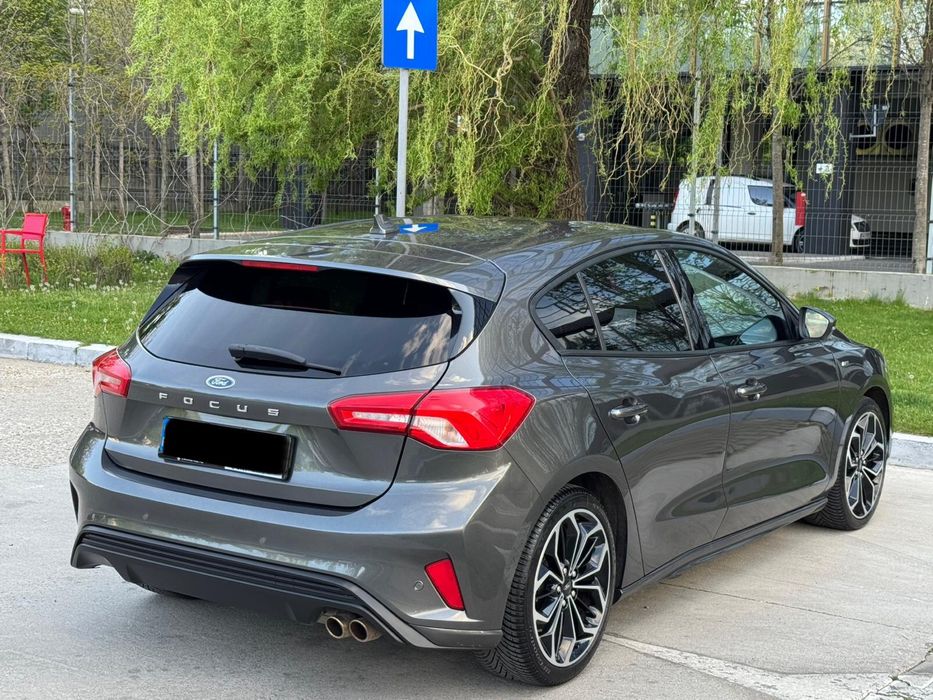 Ford Focus ST Line