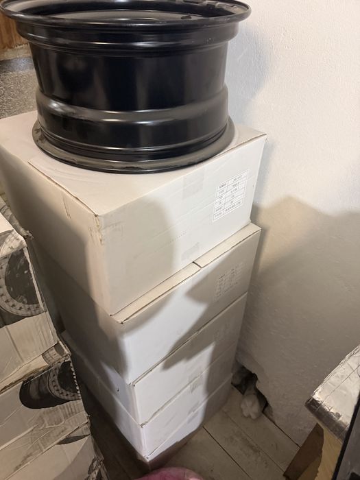 Продам off-road диски на УАЗ патриот хантер буханка