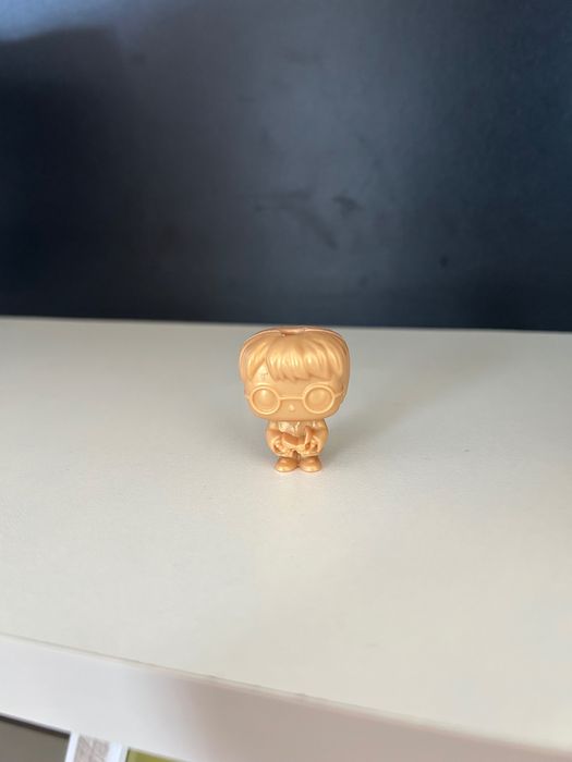 Golden Harry Potter Kinder Collection