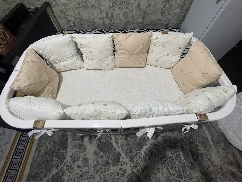 Продам манеж кровать