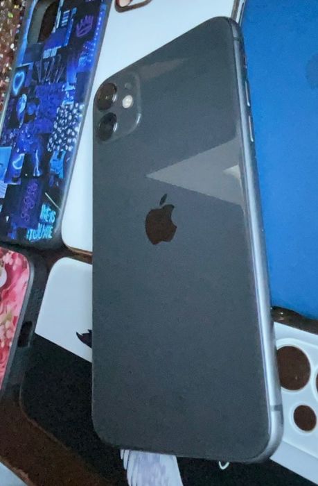Iphone 11 black В отлично състояние!
