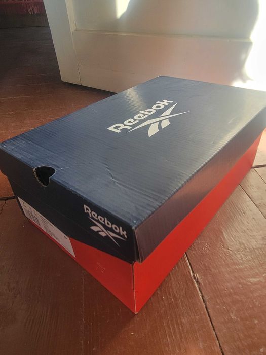 Нови маратонки Рийбок