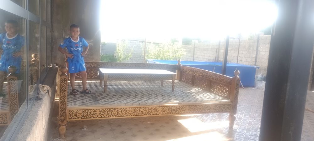 Тапчан сатылады..