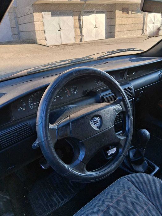 Lancia Delta 1998г 240000км 98кс.