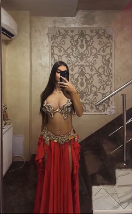 Dansatoare de bellydance!