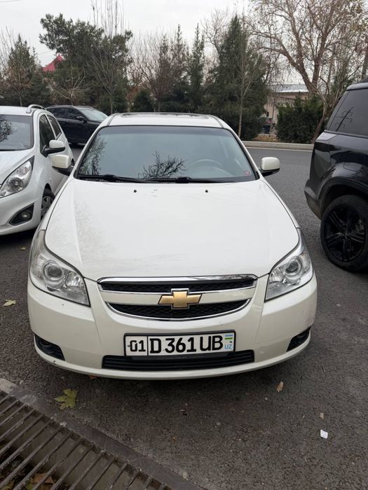 Epika 2011 yil holati zor rangi oq jemchuk