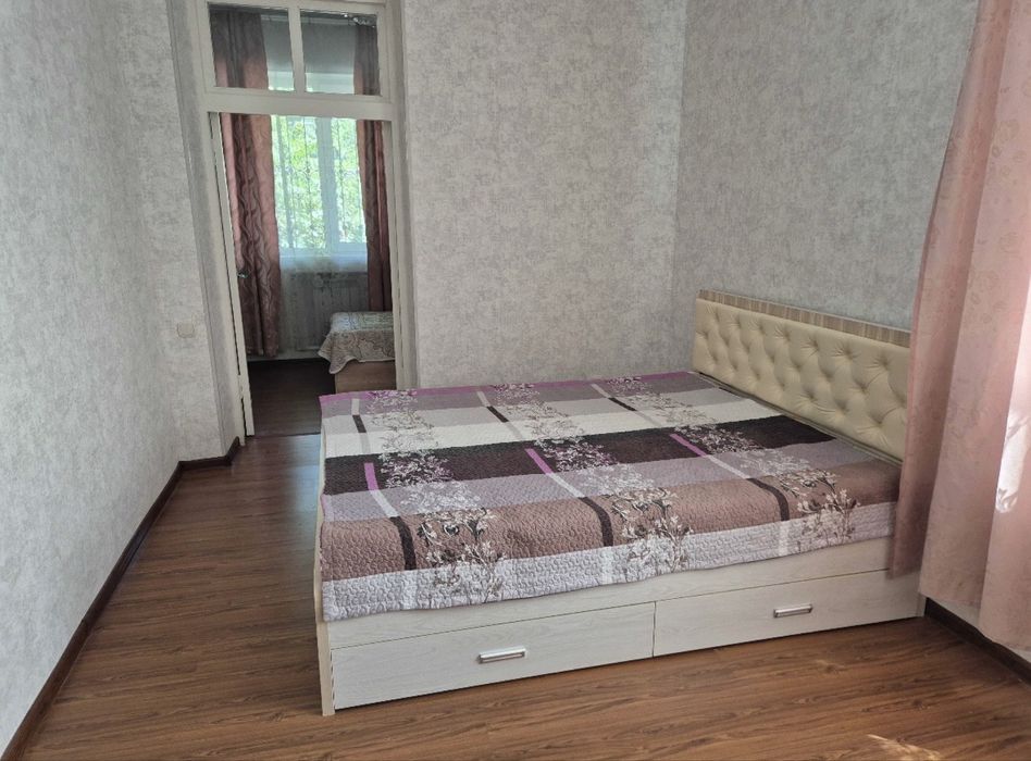 Продаётся 2/1/2, улица Новомосковская, Аккурганская