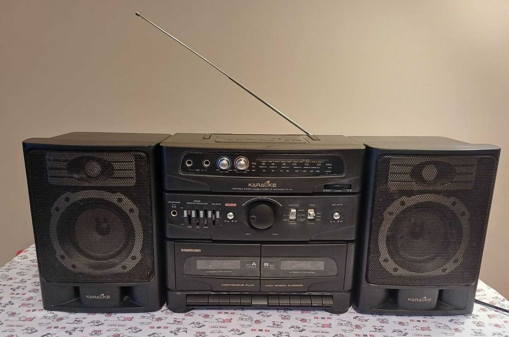 Casetofon retea si portabil boombox Samsung PD 745 Karaoke Stereo