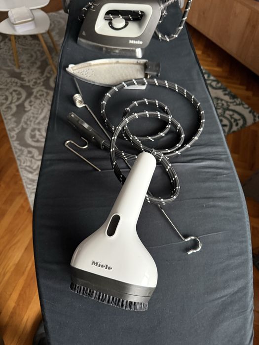 Statie de calcat Miele B1847