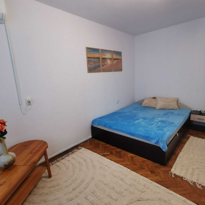 Собственик продава 4-стаен апартамент в град Плевен, 9ти квартал