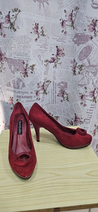 Продам туфли замша.