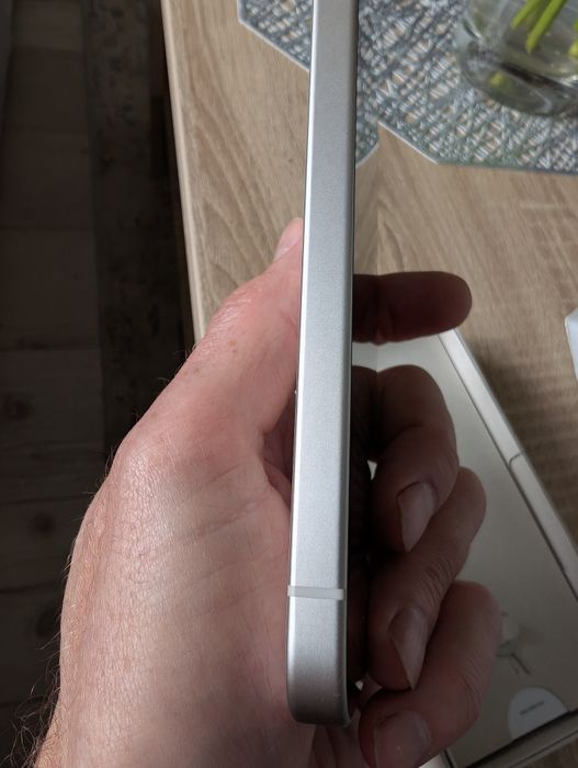 Pixel 9a că nou,impecabil