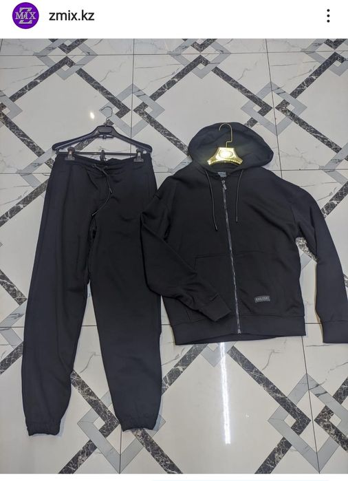 Спортивные костюм размер : 1 М 44/46