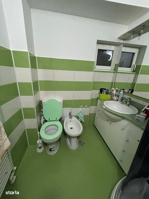 De vanzare apartament cu 3 camere, situat ultracentral, zona Primariei