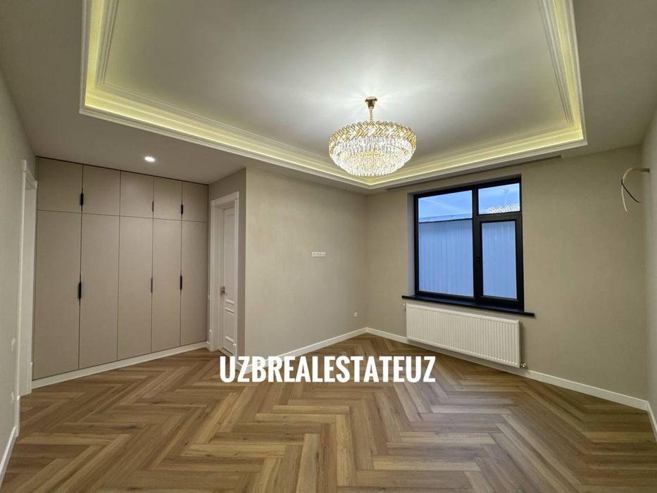 Ор-р: Беруний, Хувайдо махалла Продается Новый Евро Дом 4.соток 350м2