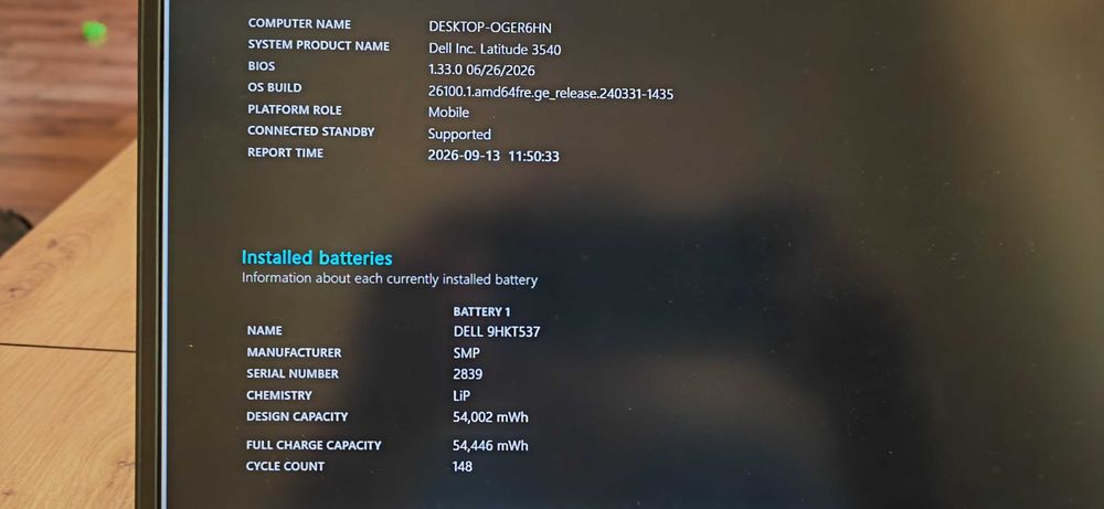 Мощен лаптоп Dell Latitude 3540 с 10-ядрен Core i5-1335U и 15.6'' FHD 8GB DDR4/256 GB SSD 54Wh Windows 11, без Web камера
