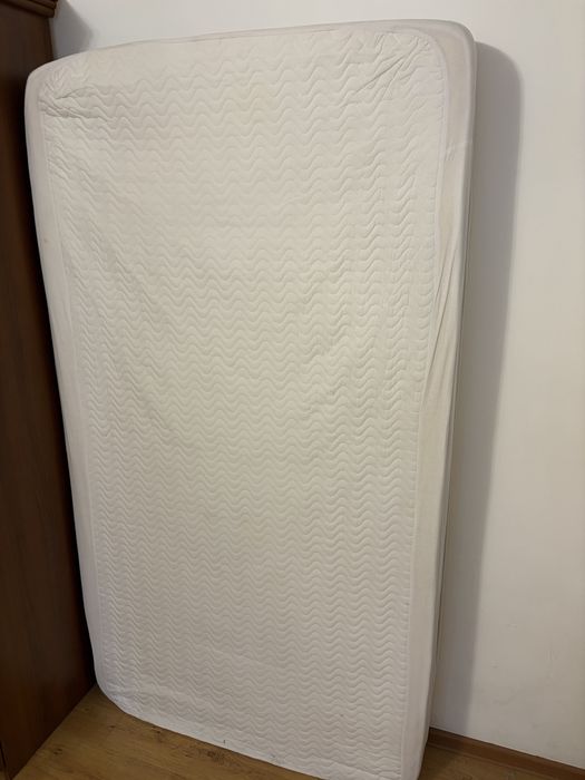 Продается матрас новый