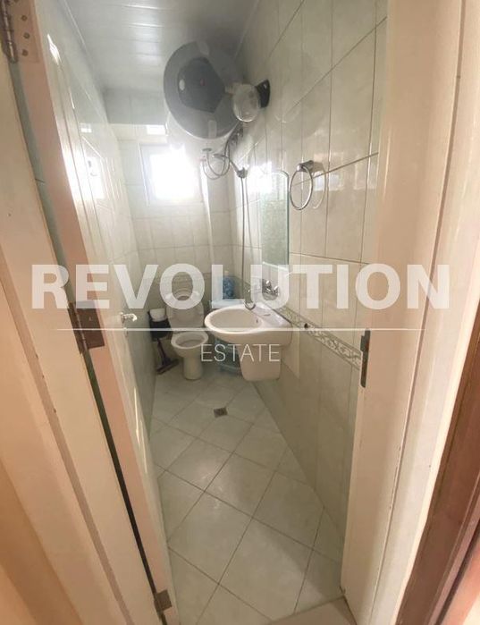 Дава се под наем Двустаен апартамент в Варна, Левски - 40 кв.м за 350 € - Снимка #3