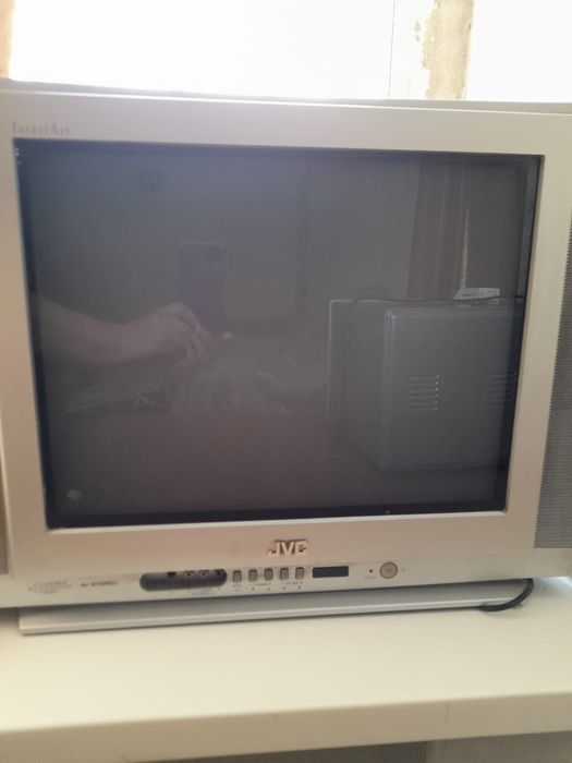 Телевизор JVC, рабочий, без пульта