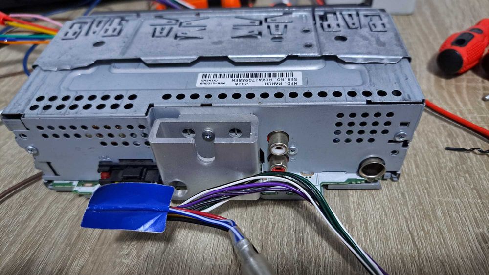 Radiocasetofon / Player Auto Pioneer MVH-S100UB