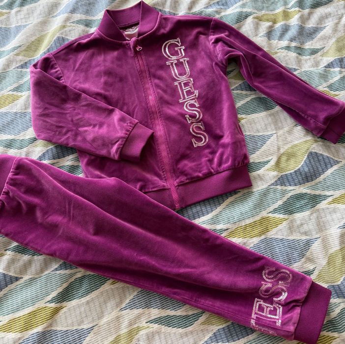 Спортен екип  guess