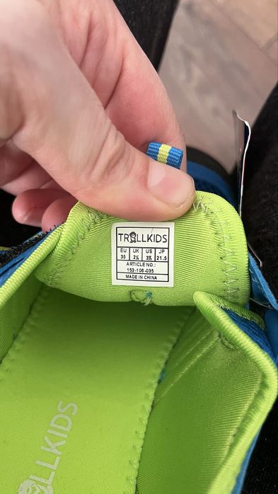 Чисто нови детски сандали Trollkids – номер 35