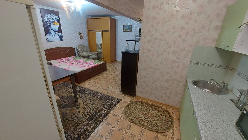 Продам 1.5 ку  в районе зел.рынка