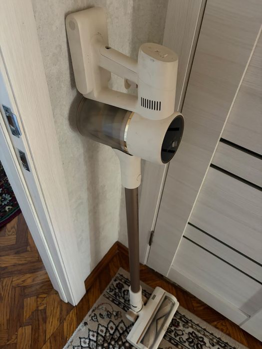 Продам пылесос DREAME R10