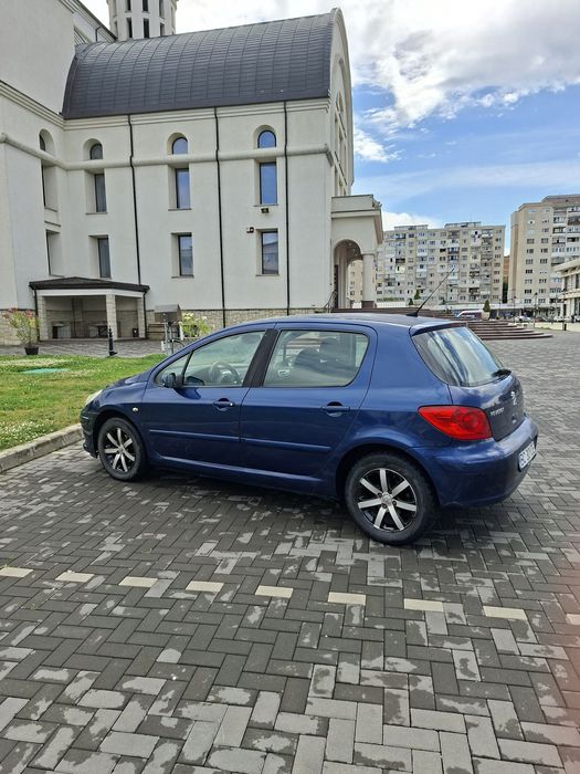 Vand sau schimb  peugeot 307
