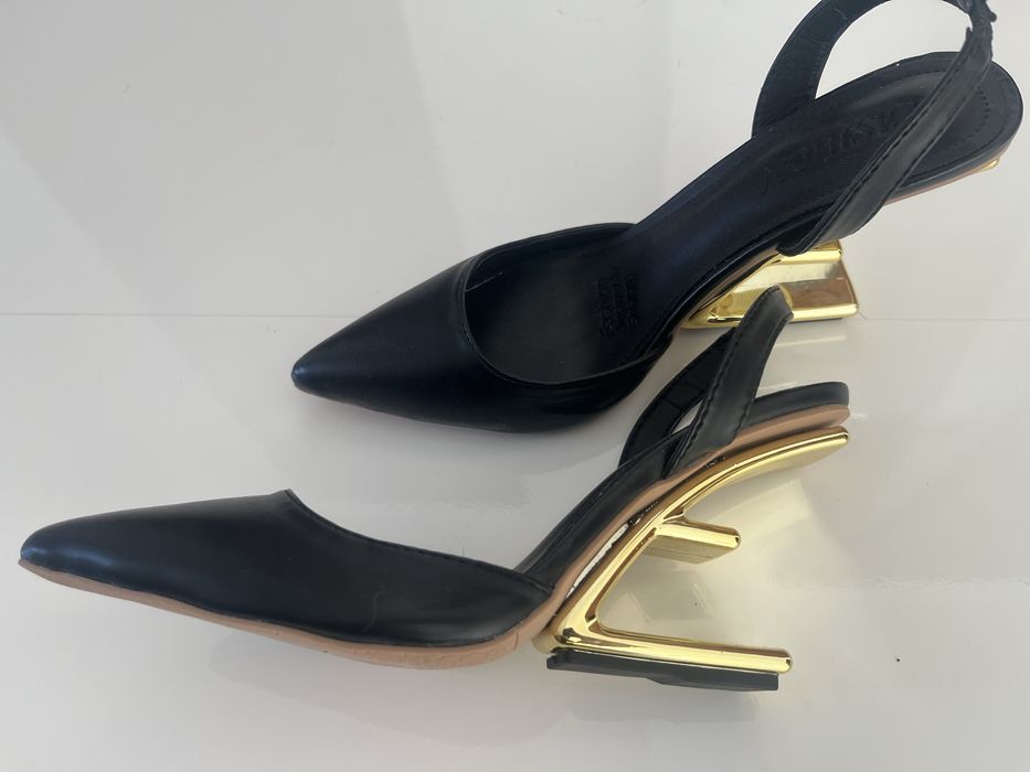 Продам туфли FENDI