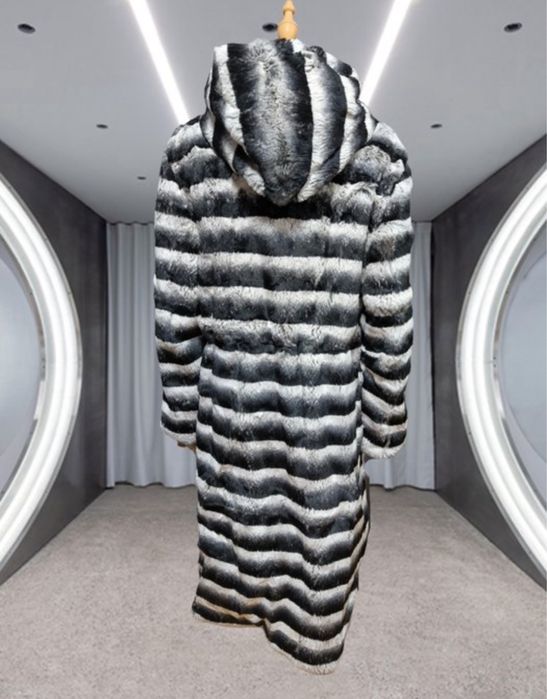 Reducere 3+1 gratis Haina de blana chinchila rex