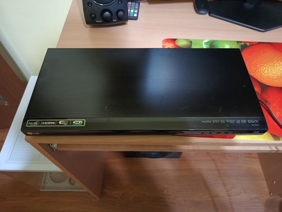 DVD LG Full HD cu telecomanda originala