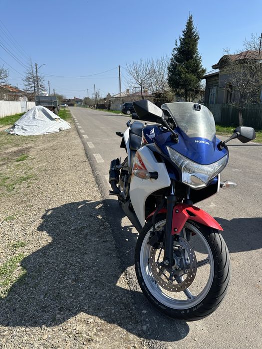 Honda CBR 250 R 2011