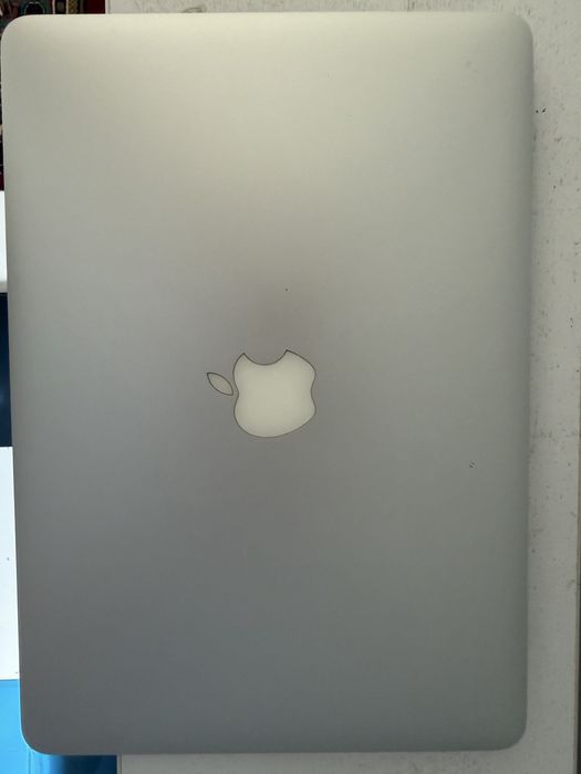 Macbook air 2014/i5/4/128
