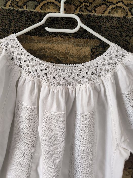 Ie brodata manual traditionala