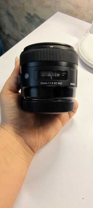 Продам объектив  SIGMA