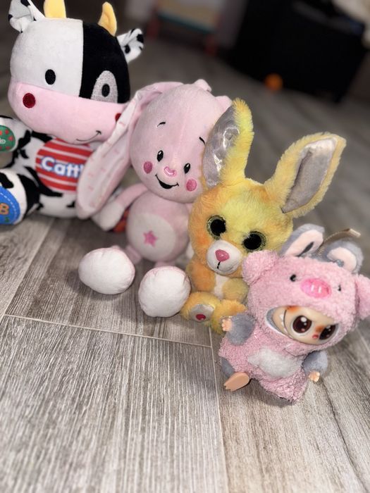 Lot plusuri noi animale