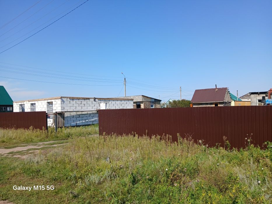 Участок, дом недостоенный