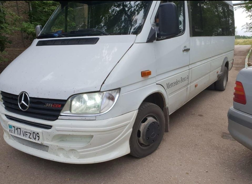 Mercedes W901 CDI передний бампер