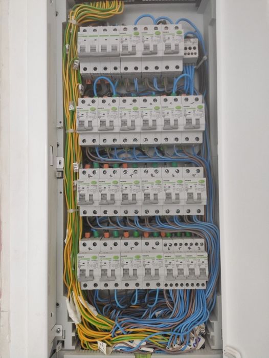 Electrician cu preturi bune,rapid,cu experiență,București,Ilfov, Afuma