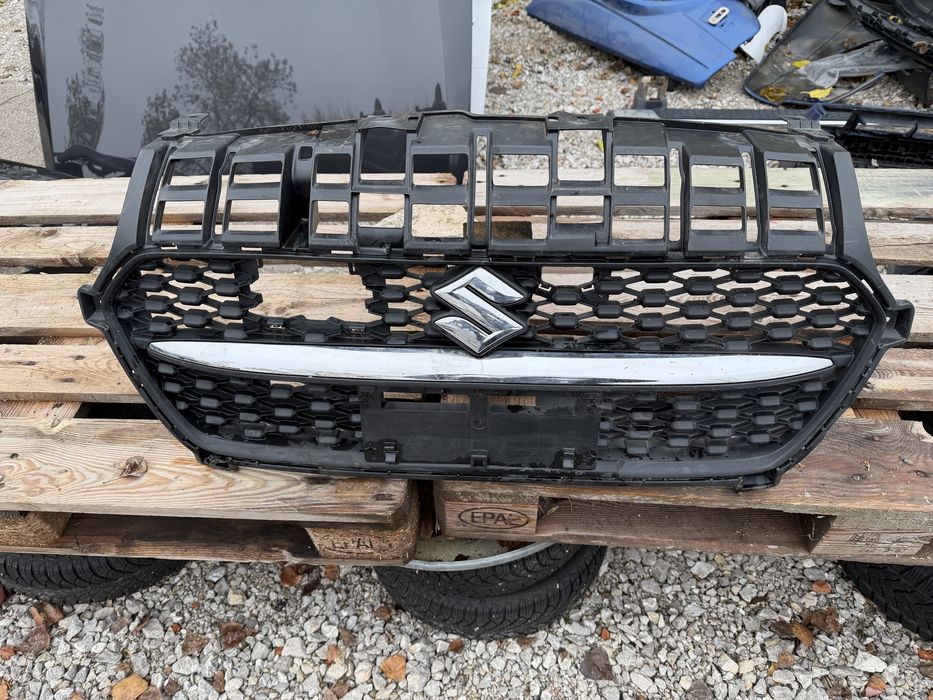 Решетка Suzuki Swift