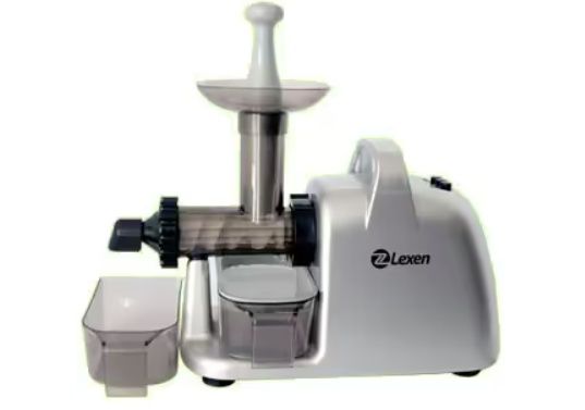 Корпус с работещ двигател за бавнооборотна електрическа сокоистисквачк