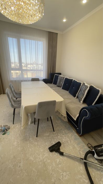 Мебель для гостиной / диван