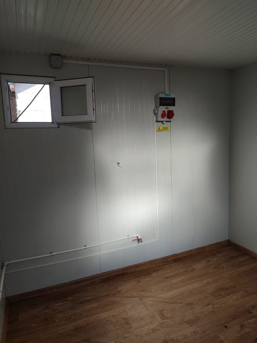 Container Birou/Locuibil la un super pret PREMIUM 8M×2,74*3m - Complet