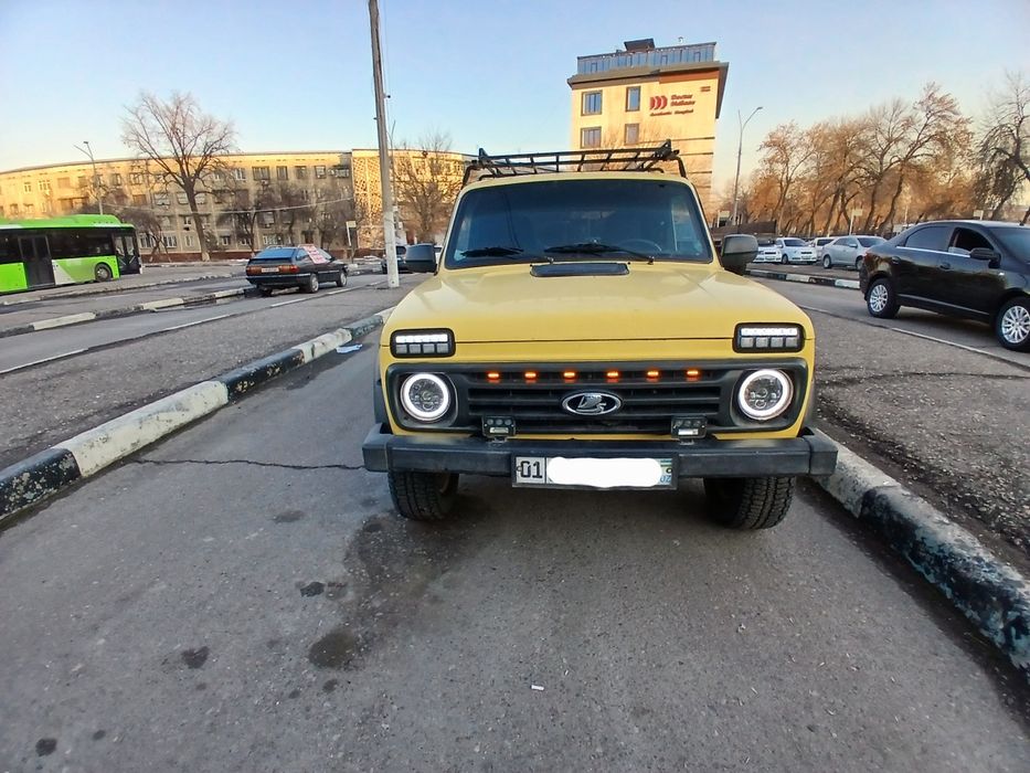 Сотилади Нива 1983 йил