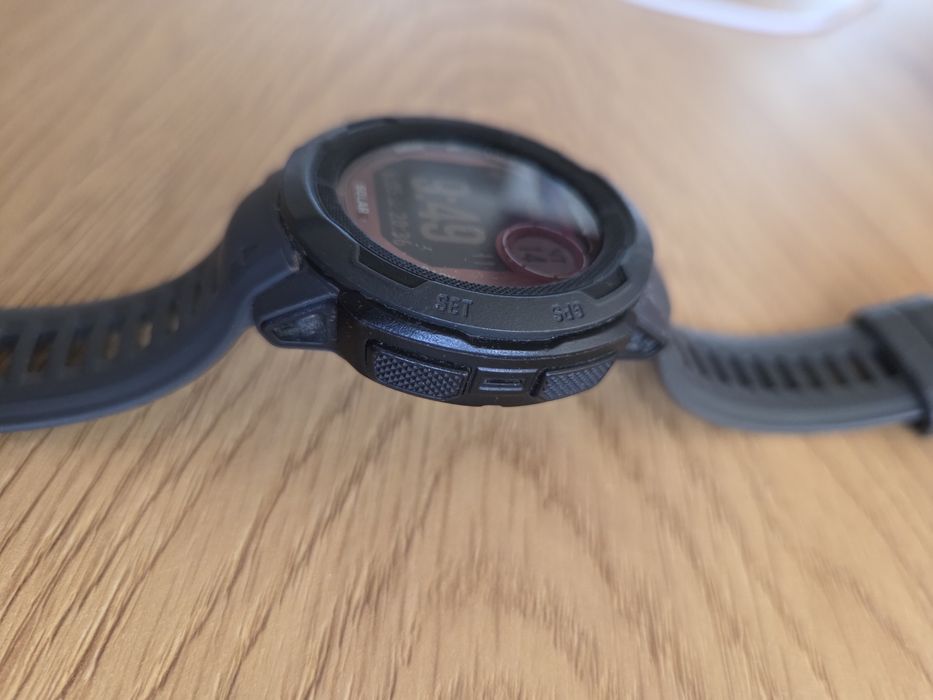 Garmin instinct 2
