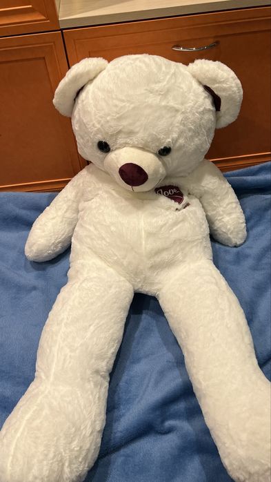 Плюшено мече голямо