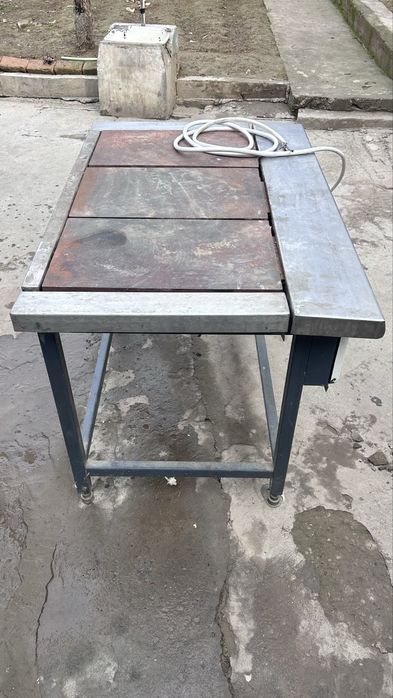 Pech sotiladi elektro pech 3talik 3fazali hali yengi ozgina ishlagan