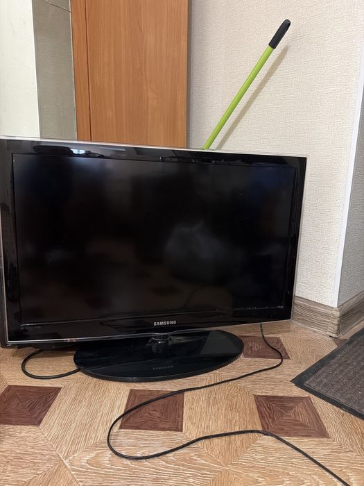Телевизор SAMSUNG
