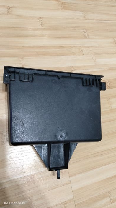 Compartiment Depozitare Consola Centrala OE VW Golf 4 MK4 1997-2004